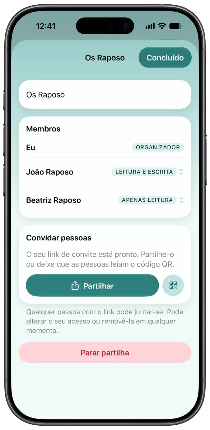 Ecrã de partilha em família com dois cuidadores com acesso ao mesmo animal